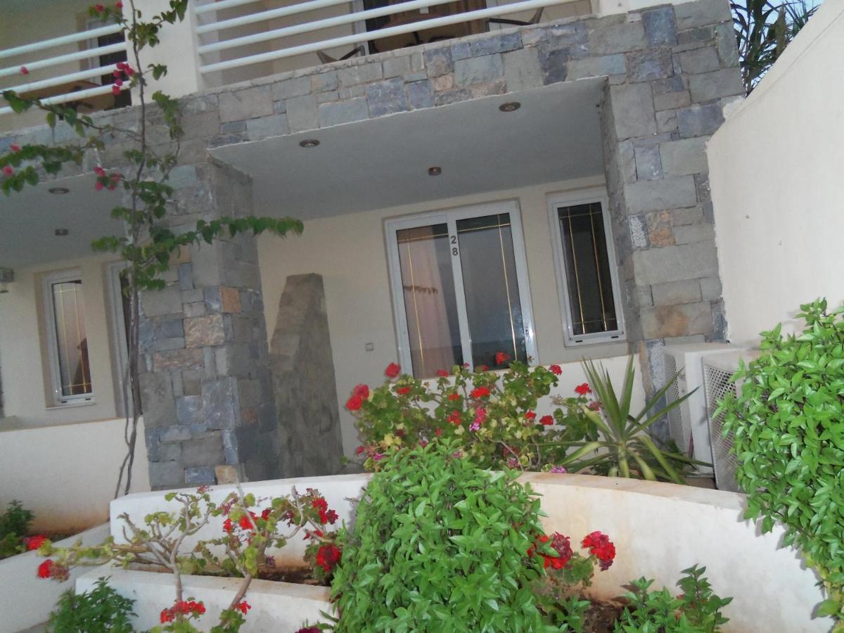 Ionio Star Hotel Koutsourás Exterior photo