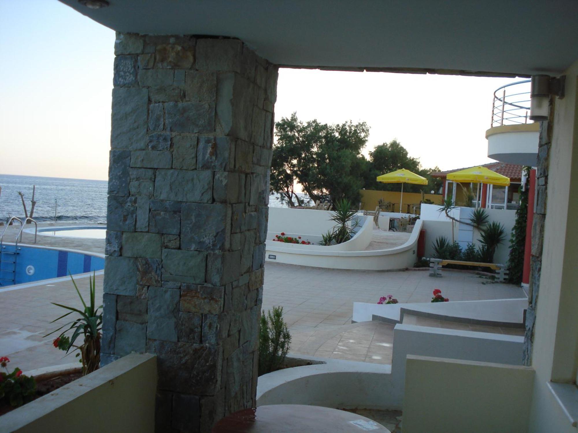 Ionio Star Hotel Koutsourás Exterior photo